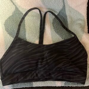 Lululemon Flow Y Nulu Sports Bra *Light Support Leopard Camo Deep Coal Size 8